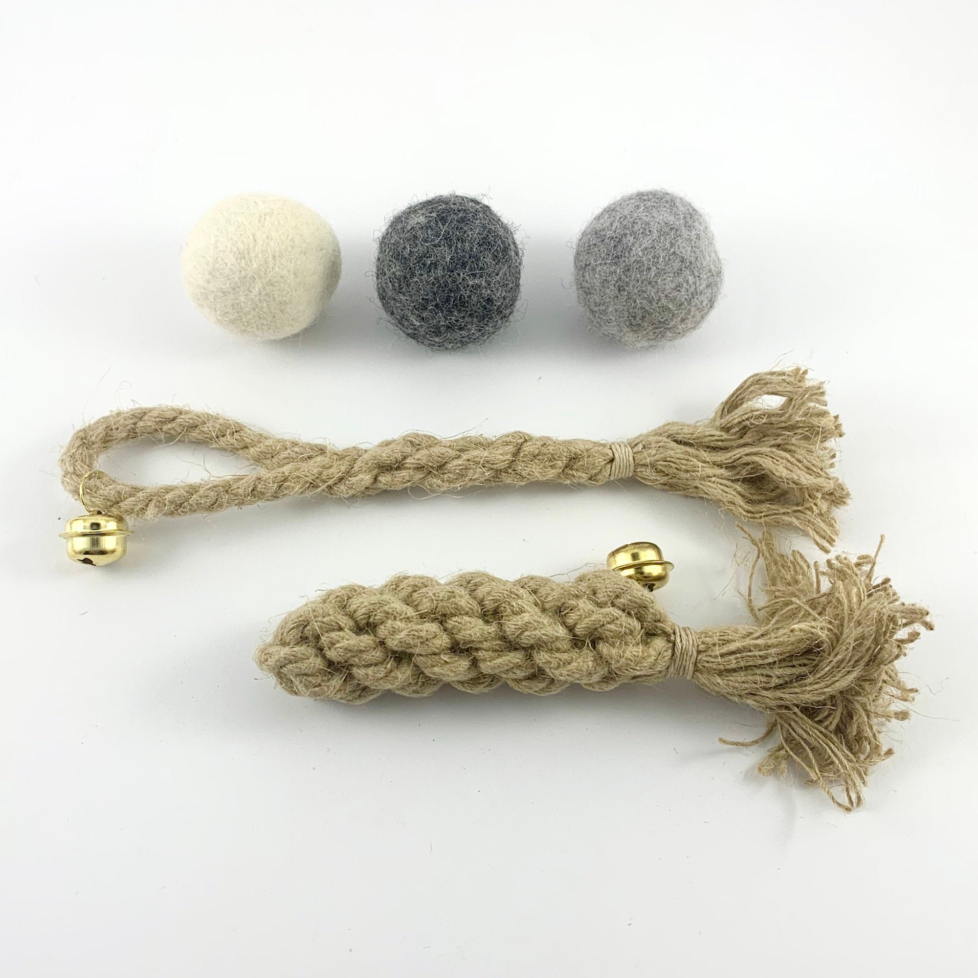 Katzenspielzeug-Set mit 5 Spielzeugen mit Glöckchen